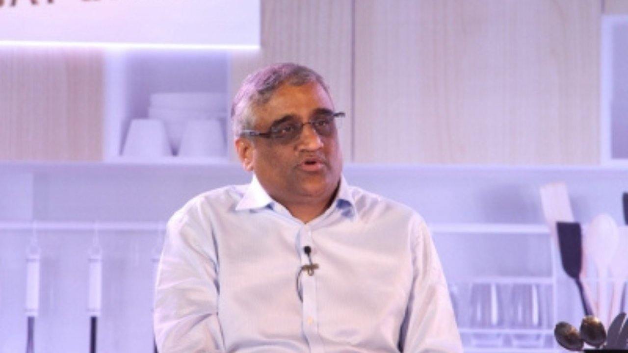 Future Group’s Kishore Biyani Resolves Rs 571 Crore Debt, Hands Over SOBO Central Mall – Details | Companies News